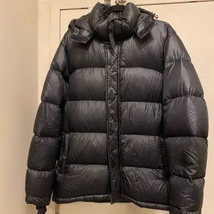 Aritzia puffer. Size L.